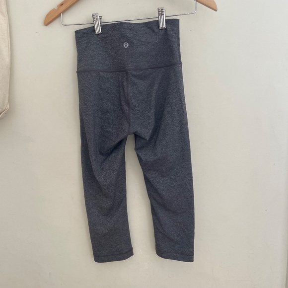 Lululemon | Align High Rise Crop ” Nulu Size 4 Heathered Black Grey - Picture 3 of 6